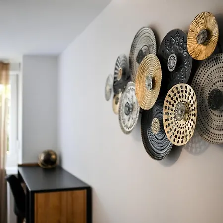 Lägenhet Newly Renovated Luce