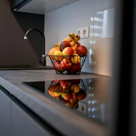 Lägenhet Newly Renovated Luce *